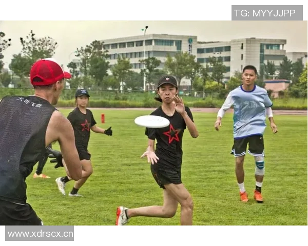 南京飞盘队荣登飞盘战术排行榜第十名展现实力与团队协作精神