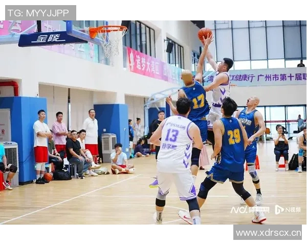 广州篮球队在篮球团队协作排行榜中荣登第八名展现出色团队精神与实力