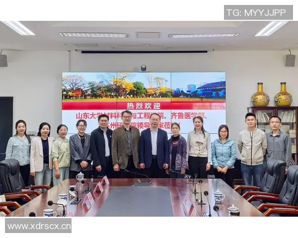 羽毛球的舞台与人生的交响吴秀英的深度对话与成长之路